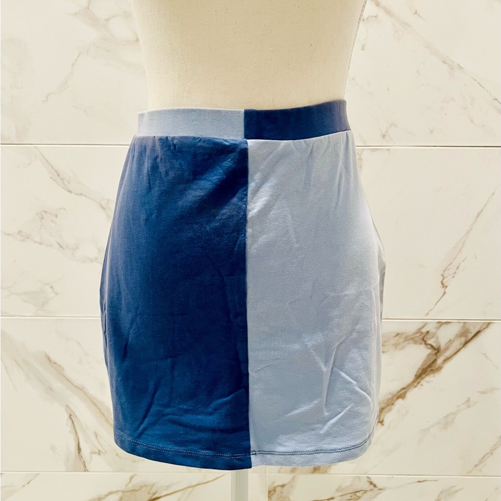Le Lis Navy and Light Blue Mini Skirt